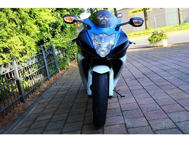 suzuki - gsx-r-750-gp-limited-edition