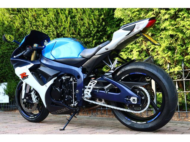 suzuki - gsx-r-750-gp-limited-edition