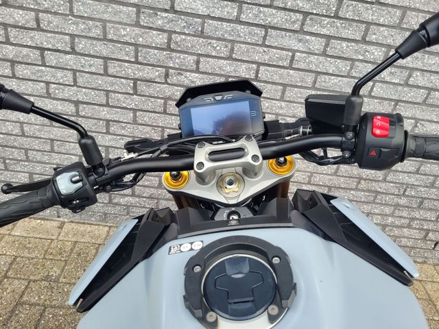 suzuki - gsx-s-1000