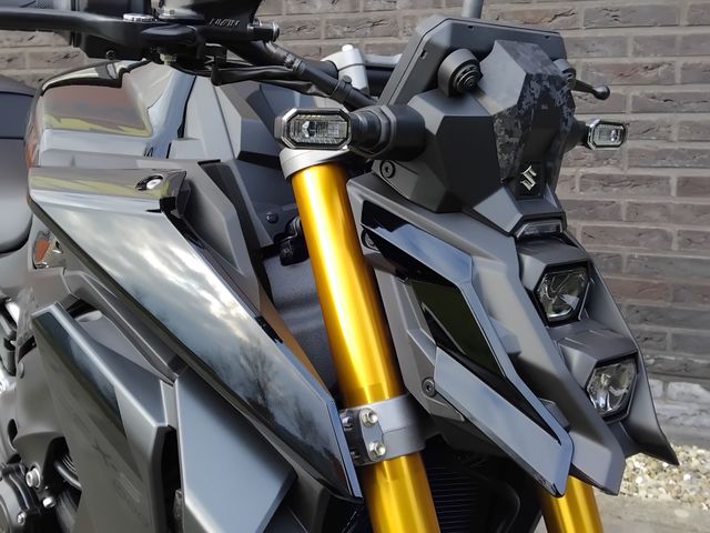 suzuki - gsx-s-1000