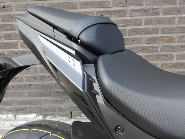suzuki - gsx-s-1000