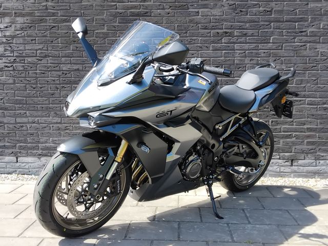 suzuki - gsx-s-1000-gt