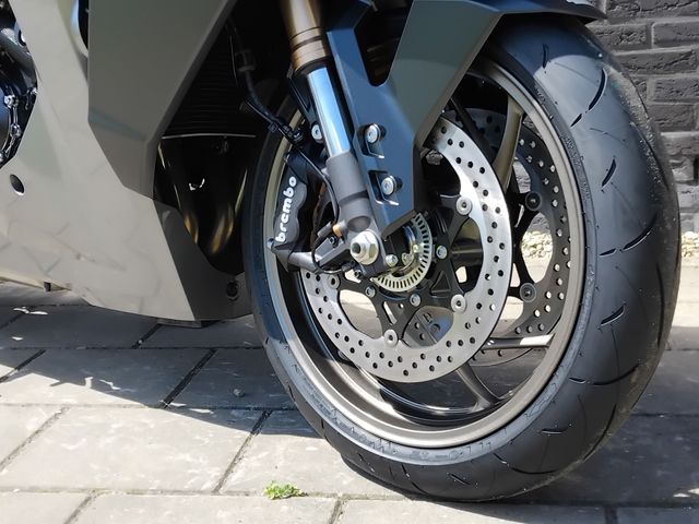 suzuki - gsx-s-1000-gt