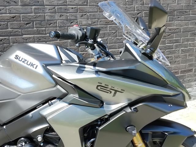 suzuki - gsx-s-1000-gt