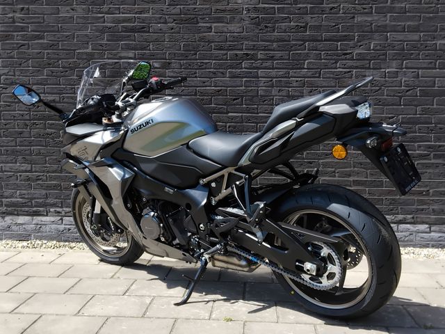 suzuki - gsx-s-1000-gt