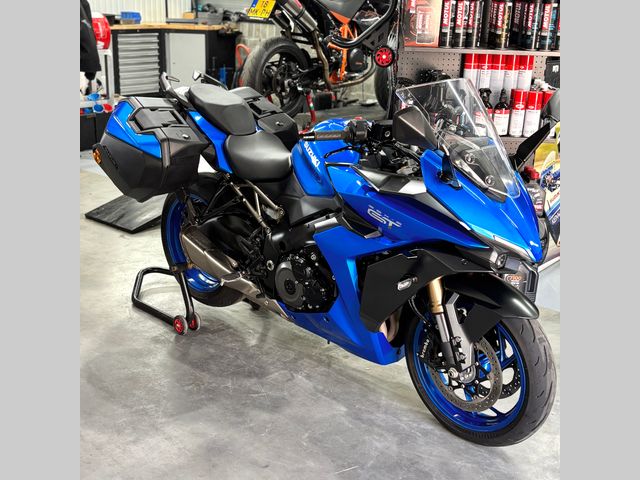 suzuki - gsx-s-1000-gt