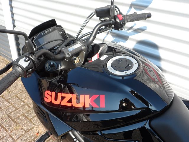 suzuki - gsx-s-1000-katana