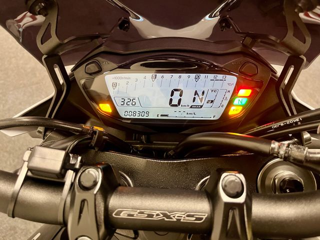 suzuki - gsx-s-750-a