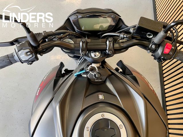 suzuki - gsx-s-750-abs