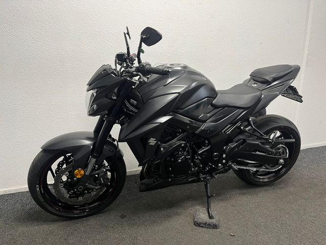suzuki - gsx-s-750-abs