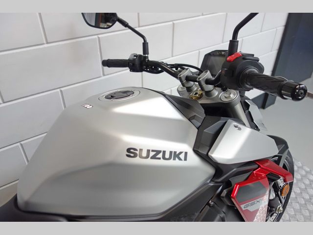 suzuki - gsx-s-950