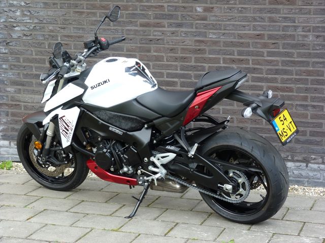 suzuki - gsx-s-950