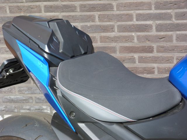 suzuki - gsx-s-950