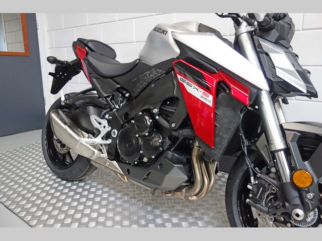 suzuki - gsx-s-950