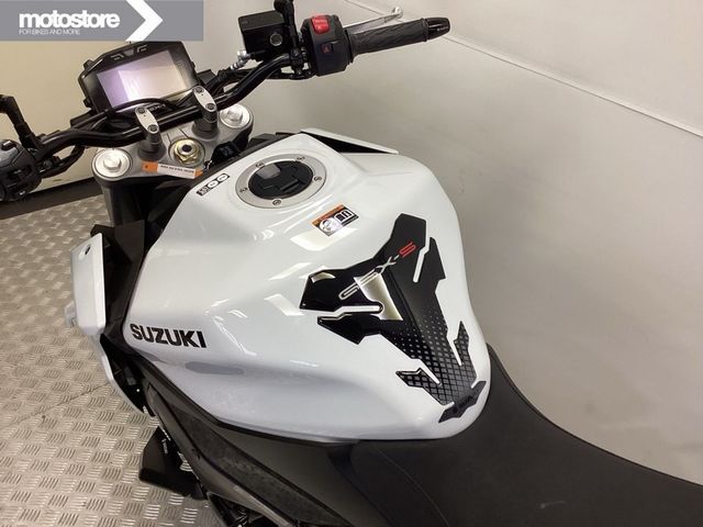 suzuki - gsx-s-950