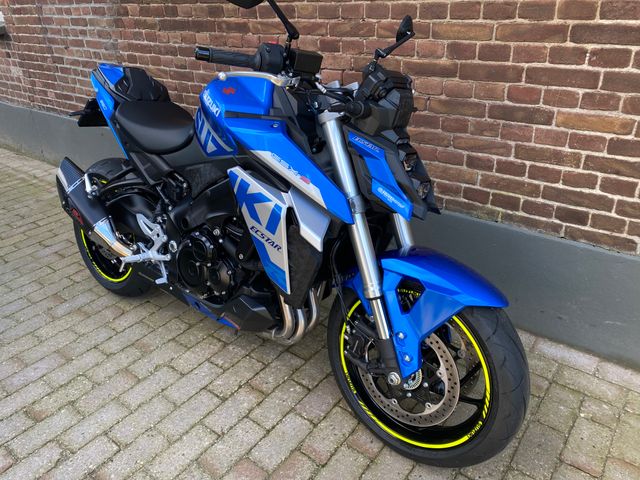 suzuki - gsx-s-950