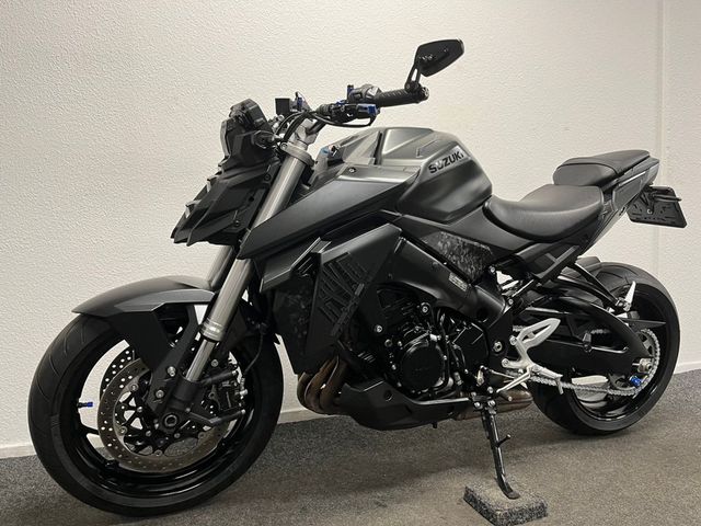 suzuki - gsx-s-950