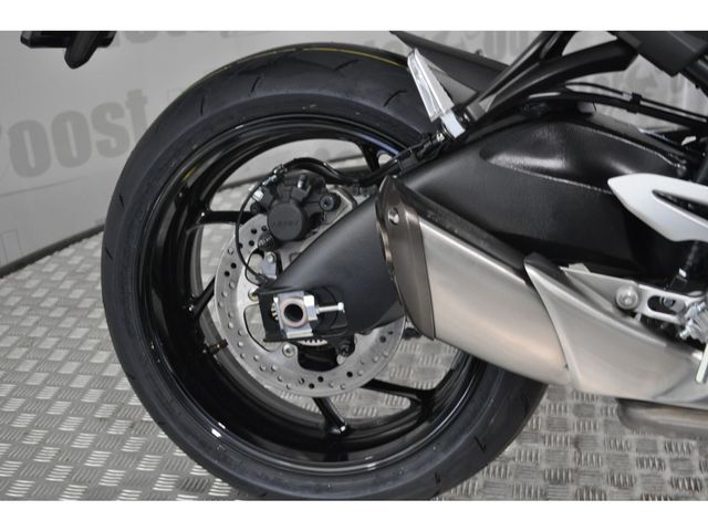 suzuki - gsx-s-950