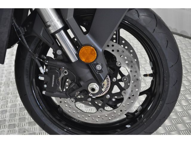 suzuki - gsx-s-950