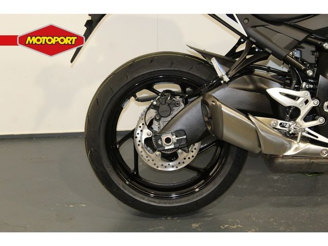suzuki - gsx-s-950