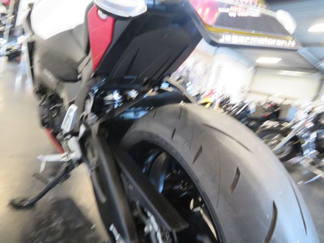 suzuki - gsx-s-950