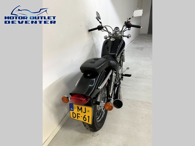 suzuki - gz-250-marauder