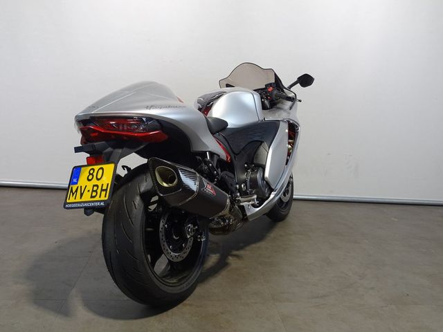 suzuki - hayabusa-1300-a