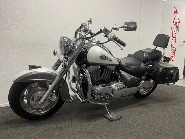 suzuki - intruder-c-1500