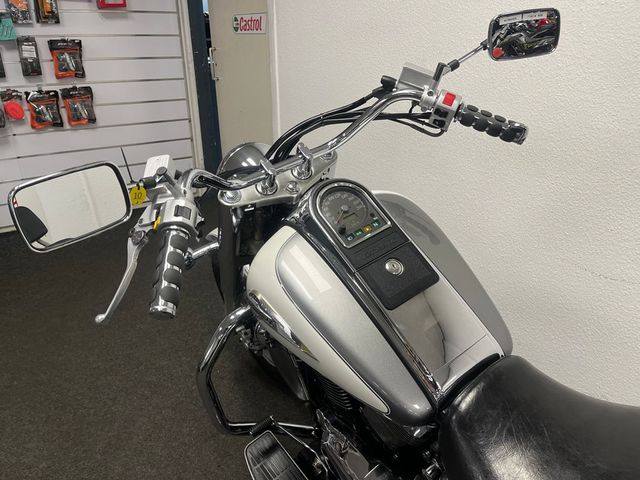 suzuki - intruder-c-1500