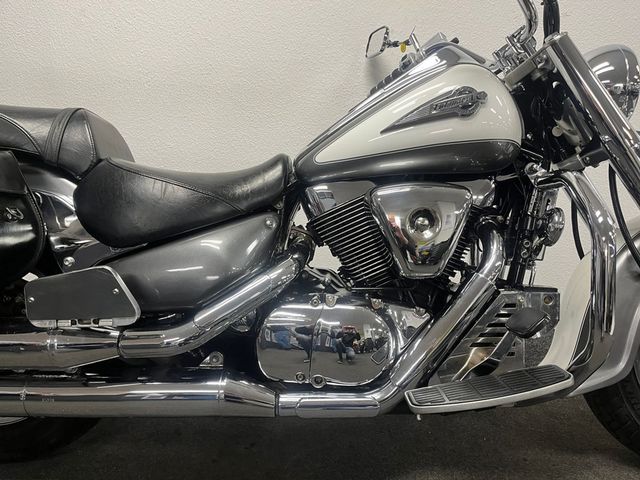 suzuki - intruder-c-1500