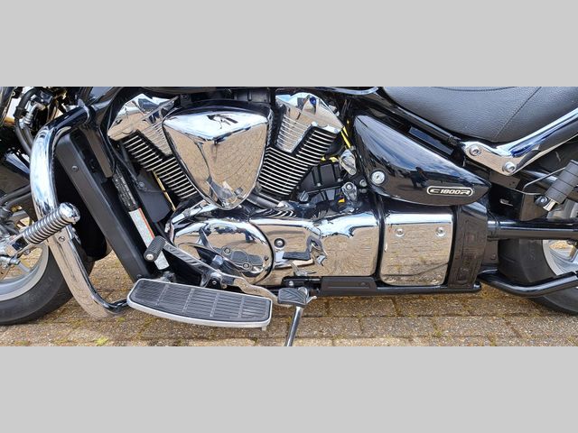 suzuki - intruder-c-1800-r-lc