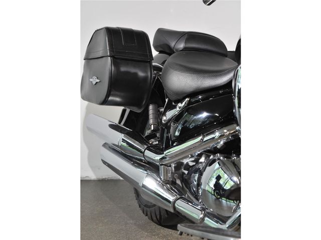 suzuki - intruder-c-800