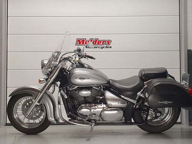 suzuki - intruder-c-800