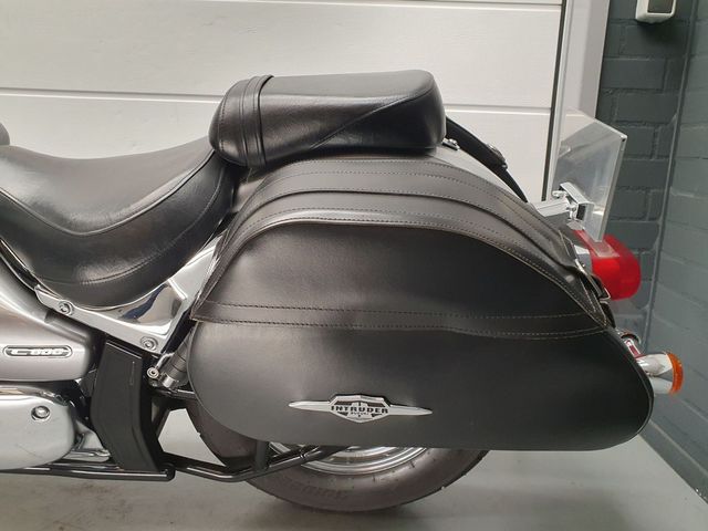 suzuki - intruder-c-800