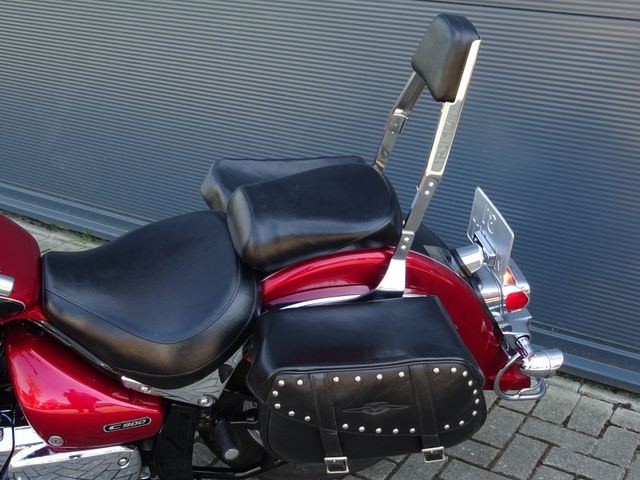 suzuki - intruder-c-800