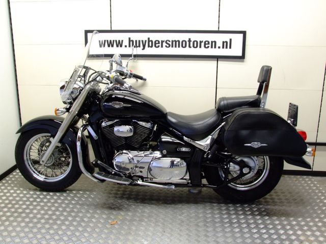 suzuki - intruder-c-800-classic