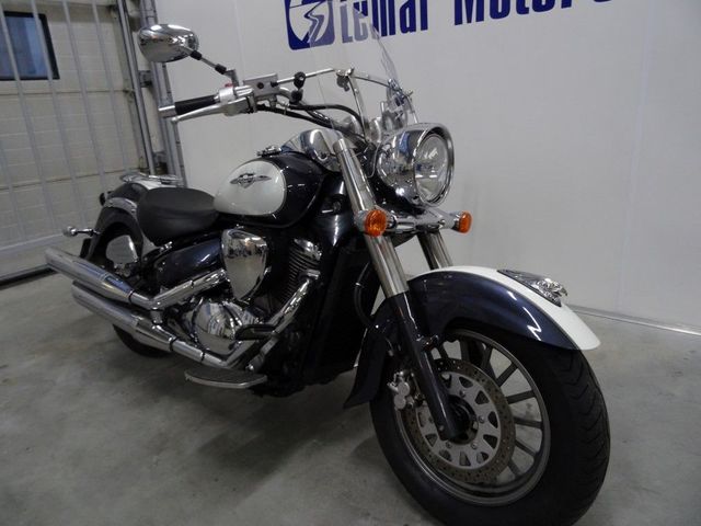 suzuki - intruder-c-800-classic