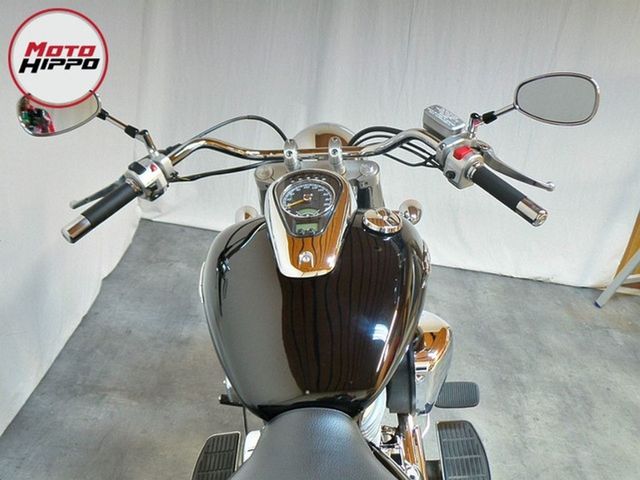 suzuki - intruder-c-800-classic