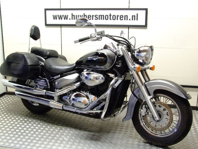 suzuki - intruder-c-800-classic