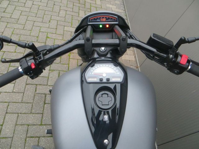 suzuki - intruder-m-1800-rbz