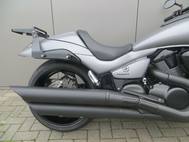 suzuki - intruder-m-1800-rbz