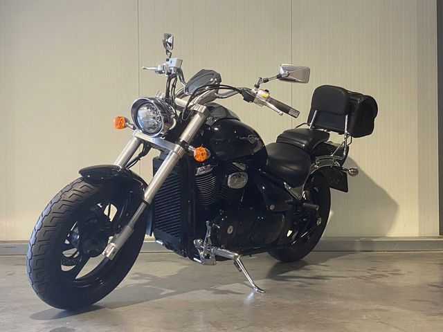 suzuki - intruder-m-800
