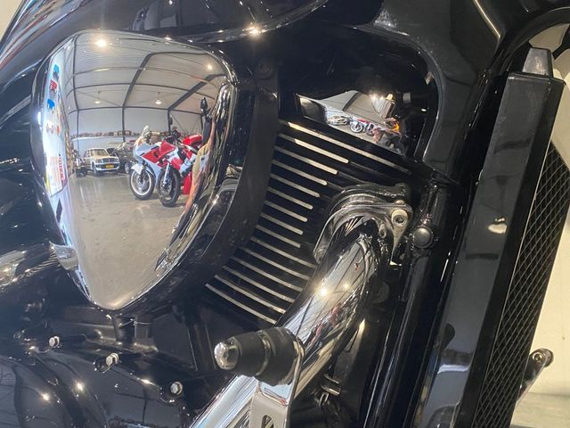 suzuki - intruder-m-800