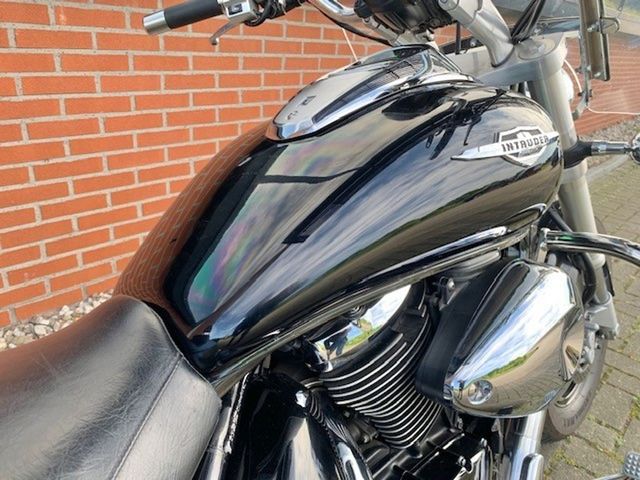 suzuki - intruder-m-800
