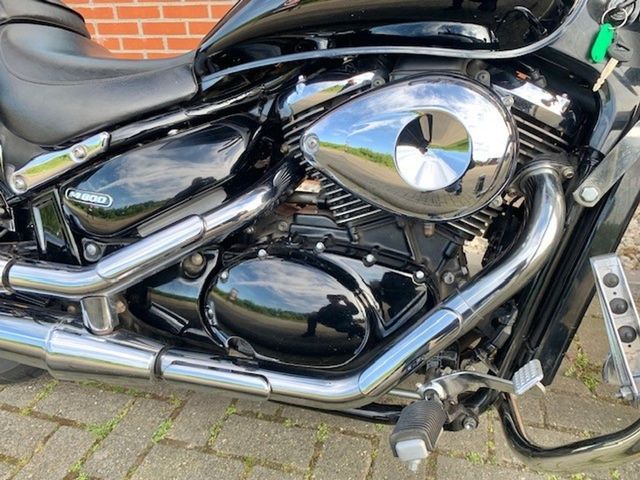 suzuki - intruder-m-800