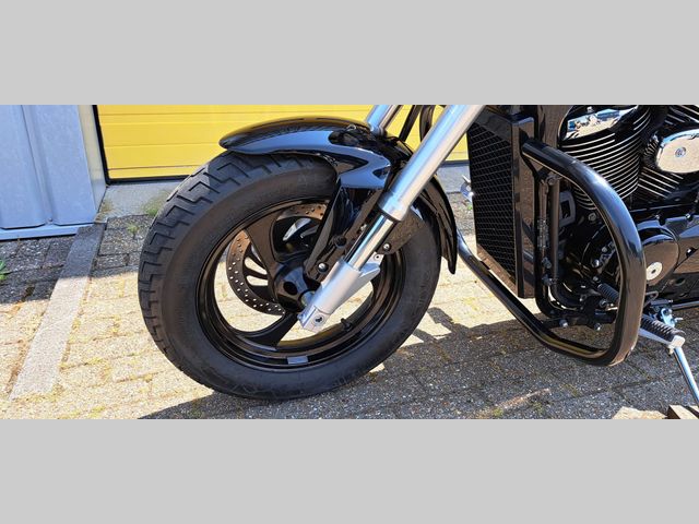 suzuki - intruder-m-800