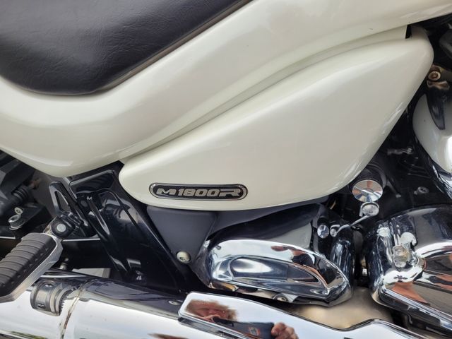 suzuki - m-1800-r-intruder