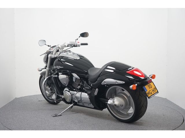 suzuki - m-1800-r-intruder