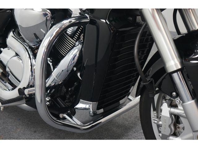 suzuki - m-1800-r-intruder