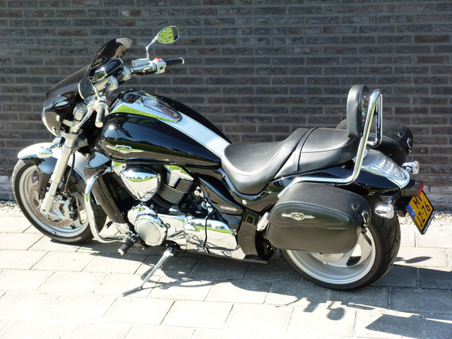 suzuki - m-1800-r-intruder